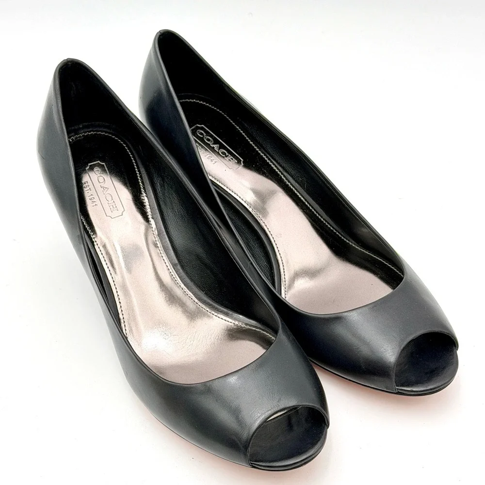 Coach Black Leather Peep Toe Wedge Pumps Embossed Logo Heel 7.5B - Picture 2 of 9